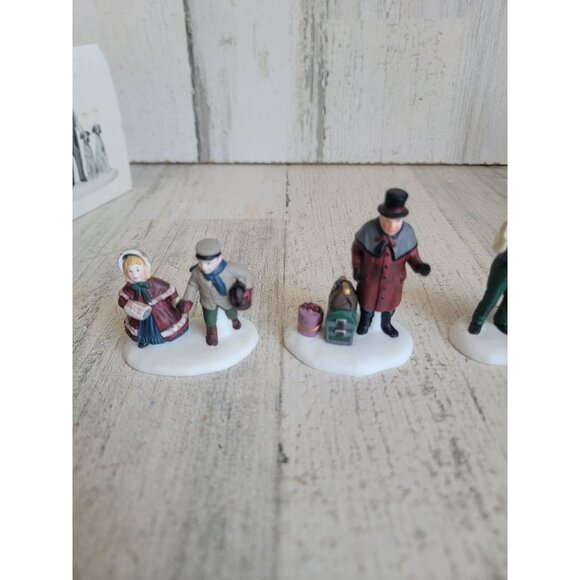 Dept 56 58173 Visions of Christmas past village accessory xmas - Picture 3 of 8